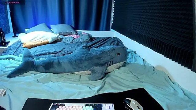 KIKI Krash online show from 02.15.26