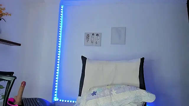 anniesweet- online show from 03.16.25