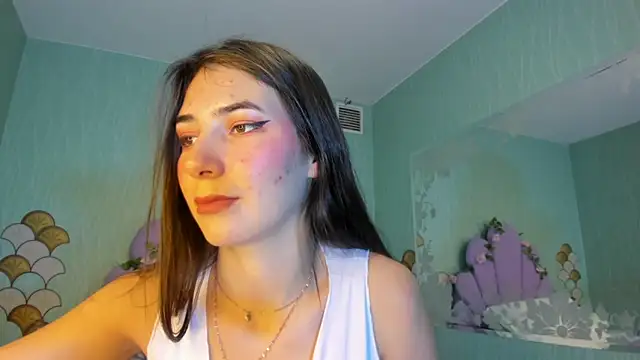 Skinny Linda online show from 12.28.24