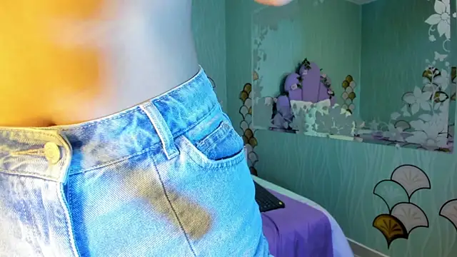 Skinny Linda online show from 12.29.24