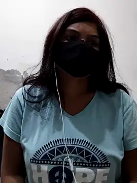 illay love online show from 10.16.25