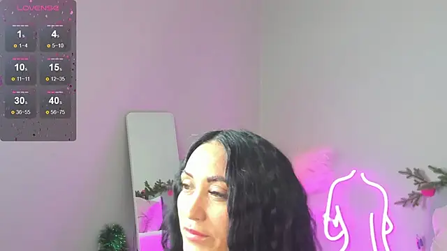 Snapshot of Margaret_Clark_ chatting on 01.10.25 Margaret Clark online show from 01.10.25