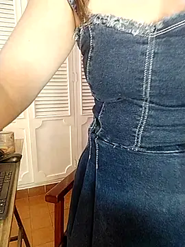 Adel Nesbiit online show from 02.12.26