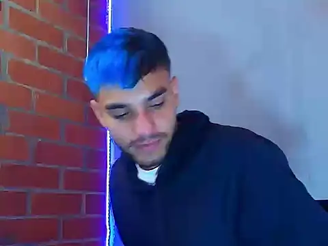 Snapshot of Leandro_valenzuela chatting on 11.15.25 Leandro valenzuela online show from 11.15.25