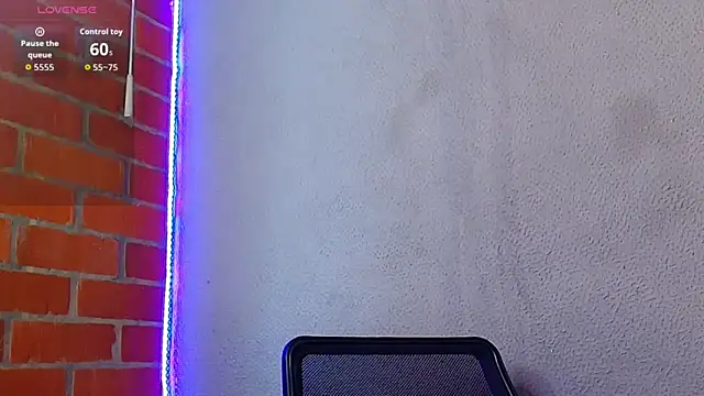 Snapshot of Leandro_valenzuela chatting on 02.13.26 Leandro valenzuela online show from 02.13.26