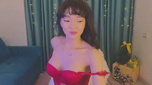 Snapshot of AudreyMell chatting on 01.05.25 AudreyMell online show from 01.05.25