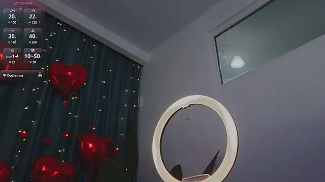 Snapshot of AudreyMell chatting on 02.18.25 AudreyMell online show from 02.18.25