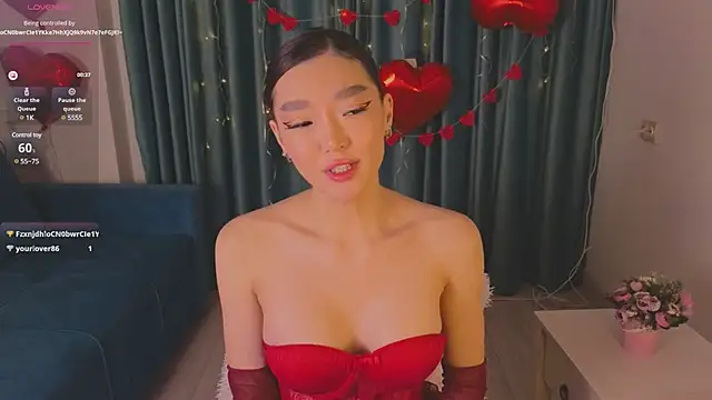 Snapshot of AudreyMell chatting on 02.21.25 AudreyMell online show from 02.21.25