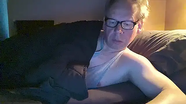 kinkyslet8 online show from 04.12.26