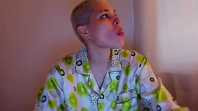 Charlee pink online show from 02.19.26