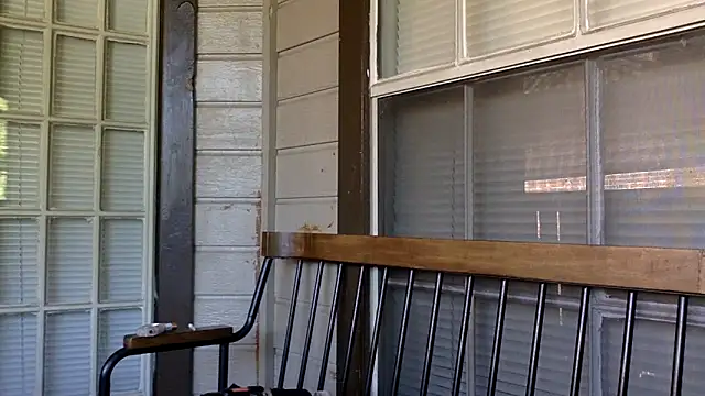 Snapshot of ChillzPnp chatting on 10.22.25 ChillzPnp online show from 10.22.25