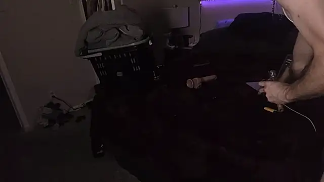 Snapshot of ChillzPnp chatting on 11.03.25 ChillzPnp online show from 11.03.25