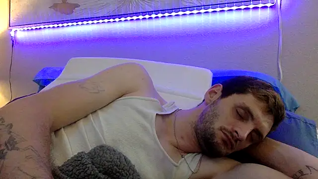 Snapshot of ChillzPnp chatting on 11.15.25 ChillzPnp online show from 11.15.25