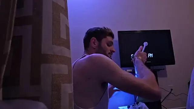 Snapshot of ChillzPnp chatting on 12.02.25 ChillzPnp online show from 12.02.25