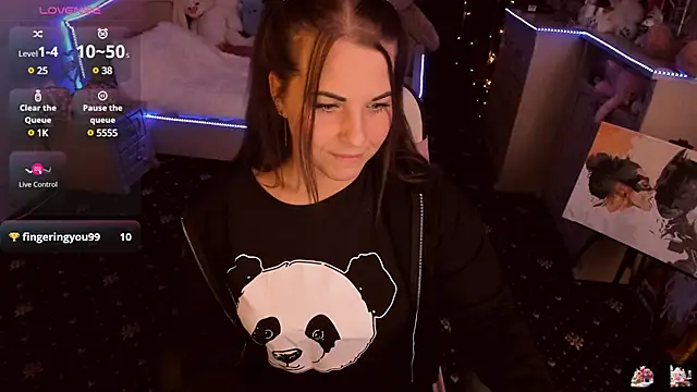 Snapshot of masha19981 chatting on 02.21.25 masha19981 online show from 02.21.25