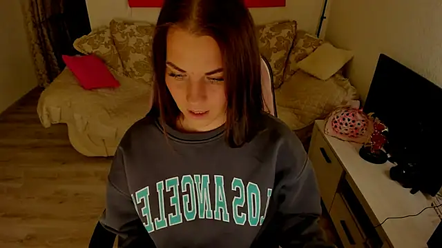 Snapshot of masha19981 chatting on 11.20.25 masha19981 online show from 11.20.25