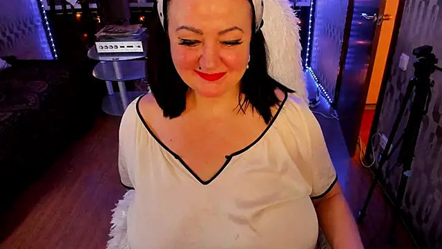 Scarlett OHara 1861 online show from 03.03.25