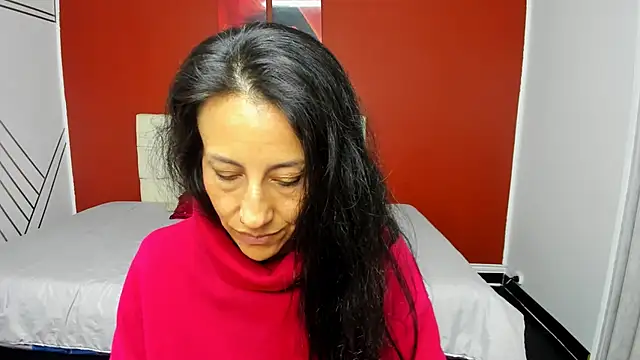 Abrillee1 online show from 12.27.24