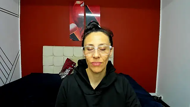 Abrillee1 online show from 01.12.25