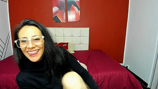 Abrillee1 online show from 01.31.25