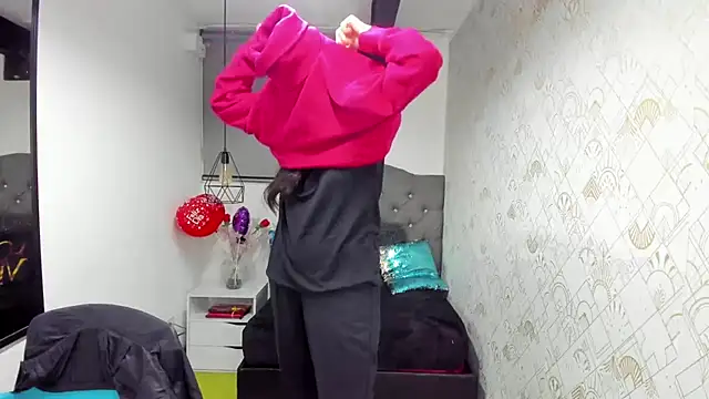 Abrillee1 online show from 03.07.25