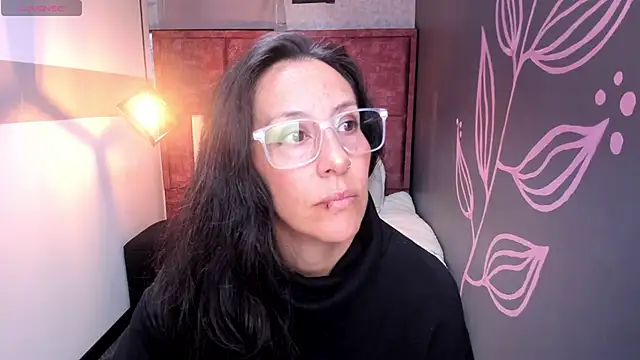 Abrillee1 online show from 11.08.25