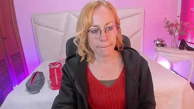 Snapshot of SammySanders chatting on 02.14.26 SammySanders online show from 02.14.26