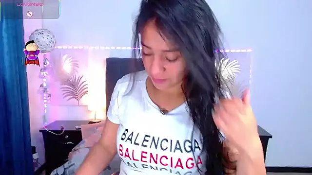 Snapshot of Julietacollins06 chatting on 02.25.25 Julietacollins06 online show from 02.25.25