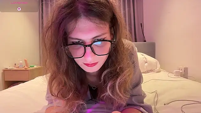 Snapshot of Alice_Pinkhead chatting on 07.14.26 Alice Pinkhead online show from 07.14.26