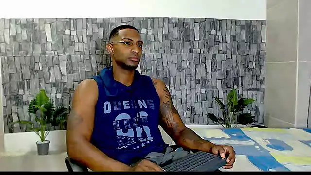 Snapshot of Joseephjackson chatting on 03.19.25 Joseephjackson online show from 03.19.25