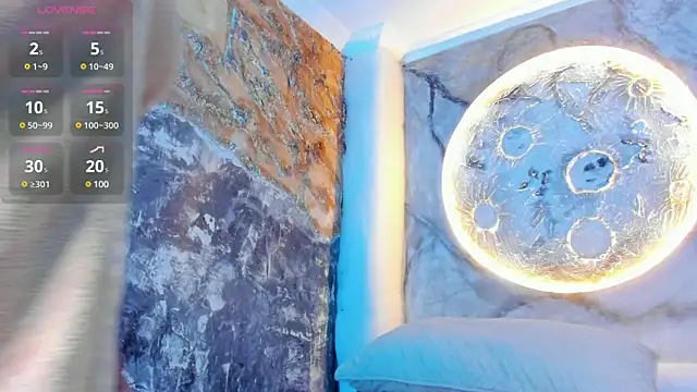 brianaGuzman online show from 03.11.25