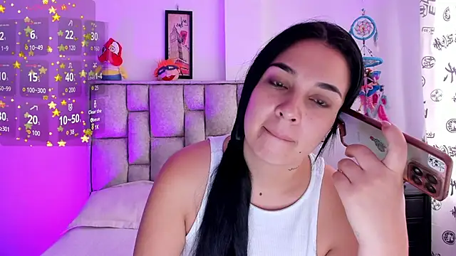 brianaGuzman online show from 11.29.25