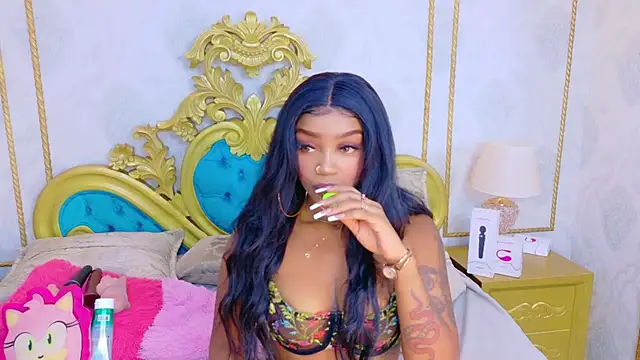 SalomeRestrepo online show from 11.16.25