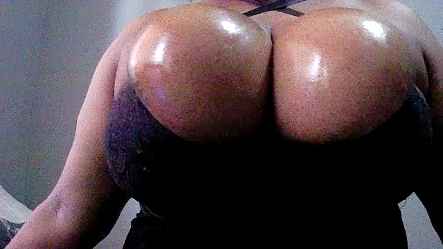 Snapshot of tripplexhoney101 chatting on 02.07.26 tripplexhoney101 online show from 02.07.26