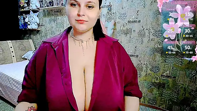 WhisperInTheDarkk online show from 07.28.26