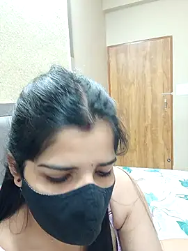 Snapshot of aaliya_bhattt chatting on 01.27.25 aaliya bhattt online show from 01.27.25