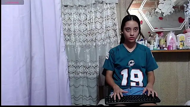 Lunawillis online show from 09.15.25