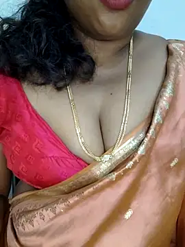 Snapshot of Sexy_Ammu_Telugu chatting on 03.08.25 Sexy Ammu Telugu online show from 03.08.25