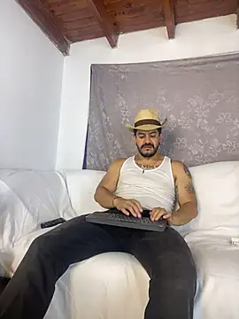 Snapshot of AndresSmith__ chatting on 06.14.26 AndresSmith online show from 06.14.26