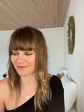 Milla  one online show from 01.29.25