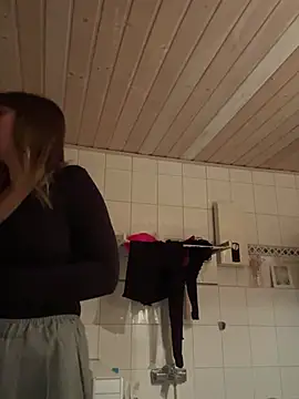 Milla  one online show from 02.17.25