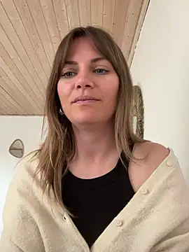 Milla  one online show from 03.10.25