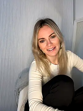 Snapshot of Milla__one chatting on 01.08.26 Milla one online show from 01.08.26