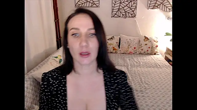 pepper milf online show from 04.20.26