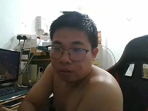 Snapshot of shyboymasturbation chatting on 12.30.24 shyboymasturbation online show from 12.30.24