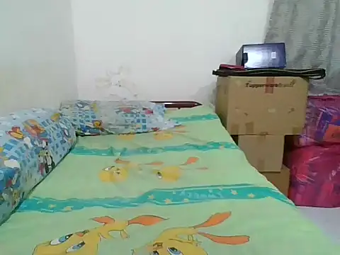 Snapshot of shyboymasturbation chatting on 02.18.25 shyboymasturbation online show from 02.18.25