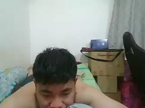 Snapshot of shyboymasturbation chatting on 02.26.25 shyboymasturbation online show from 02.26.25