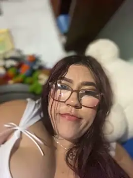 dafne19  online show from 03.21.25