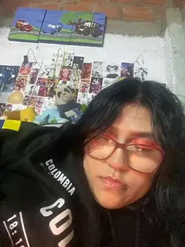 dafne19  online show from 10.31.25