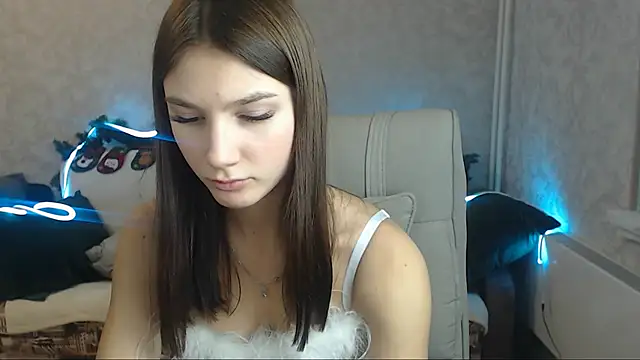 AnaHoney online show from 12.30.24